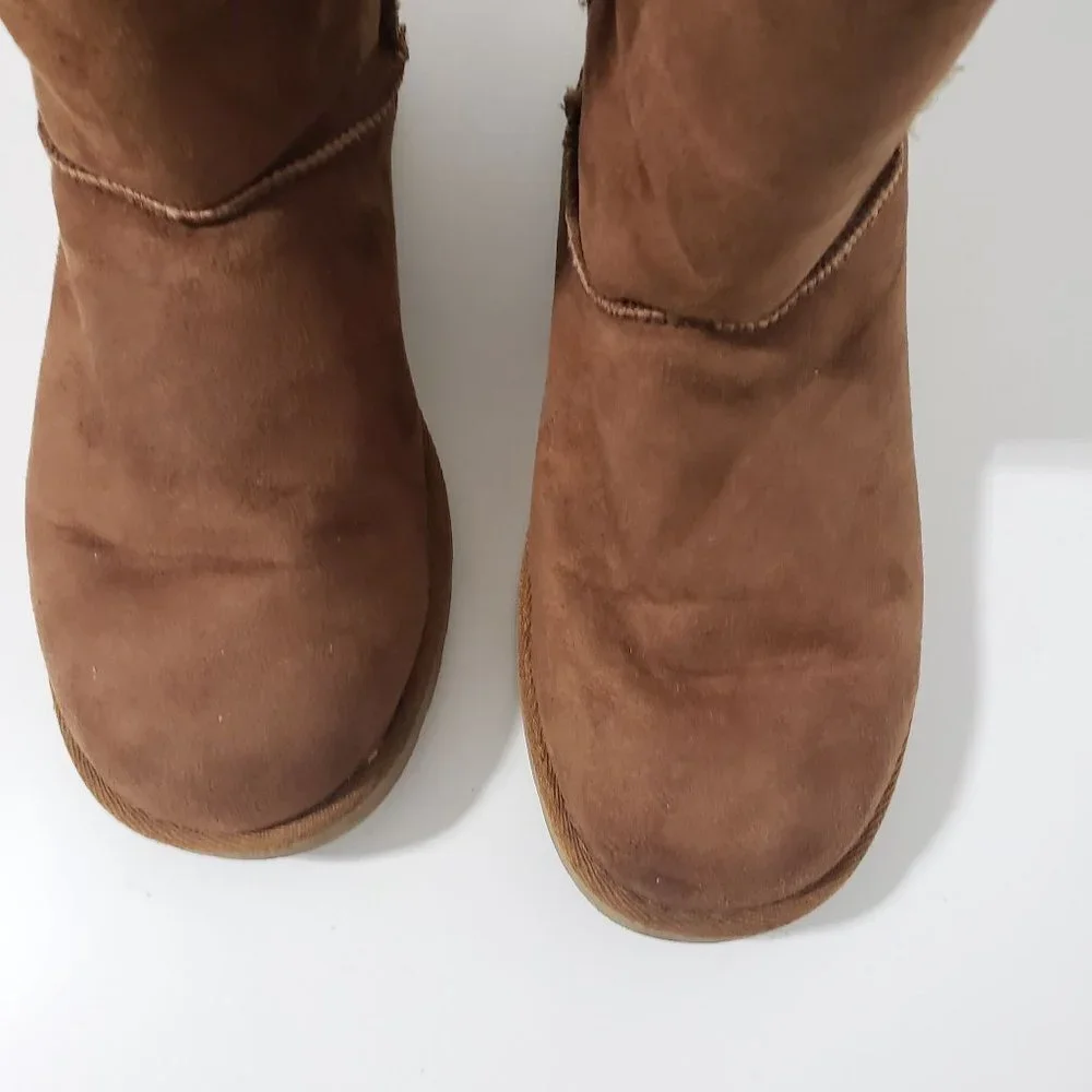 Falls Creek Faux Fur‎ Lined Chelsea Boot Size 9